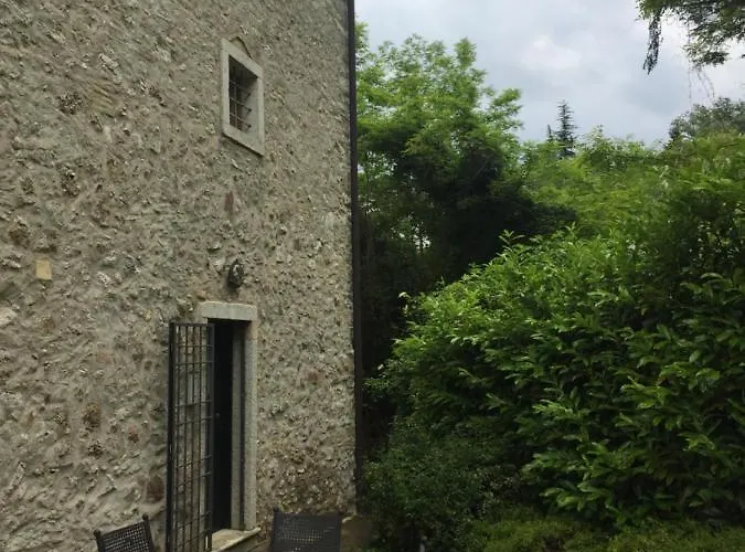 Borgo Caiar *